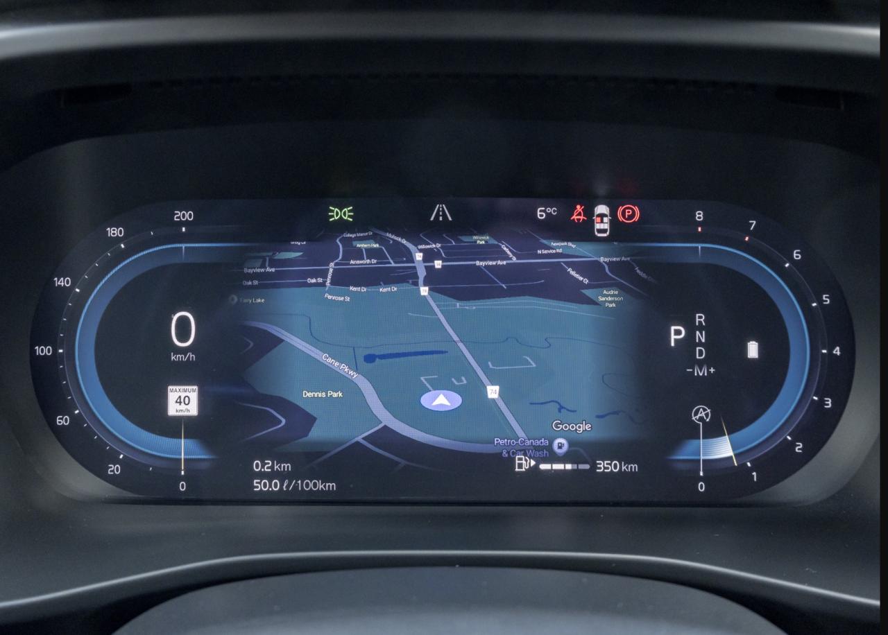 2025 Volvo XC40 B5 AWD Plus Dark Theme CLOUD BLUE VOLVO CPO Photo