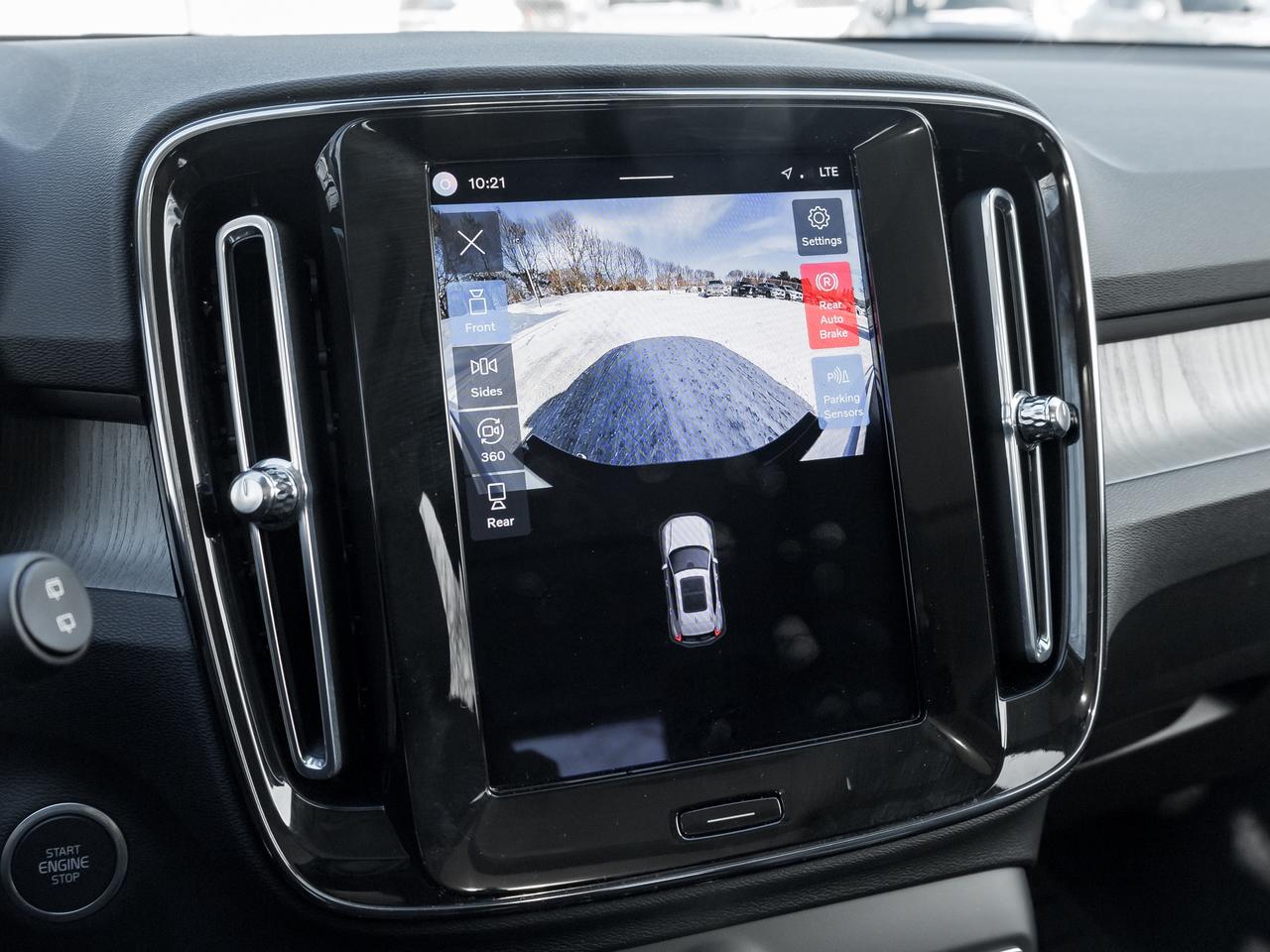 2025 Volvo XC40 B5 AWD Plus Dark Theme CLOUD BLUE VOLVO CPO Photo