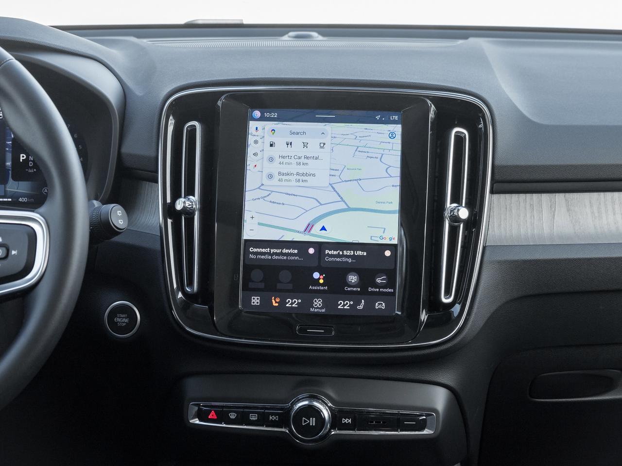 2025 Volvo XC40 B5 AWD Plus Dark Theme CLOUD BLUE VOLVO CPO Photo