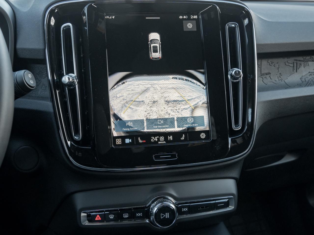 2024 Volvo XC40 Recharge Pure Electric Twin eAWD Core  CPO FINANCE RATE 3.49%*-4%* Photo