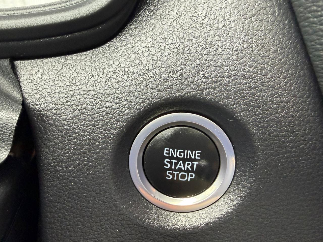 2022 Toyota Corolla SE UPGRADE !  - REMOTE STARTER - ONE OWNER - NO AC Photo