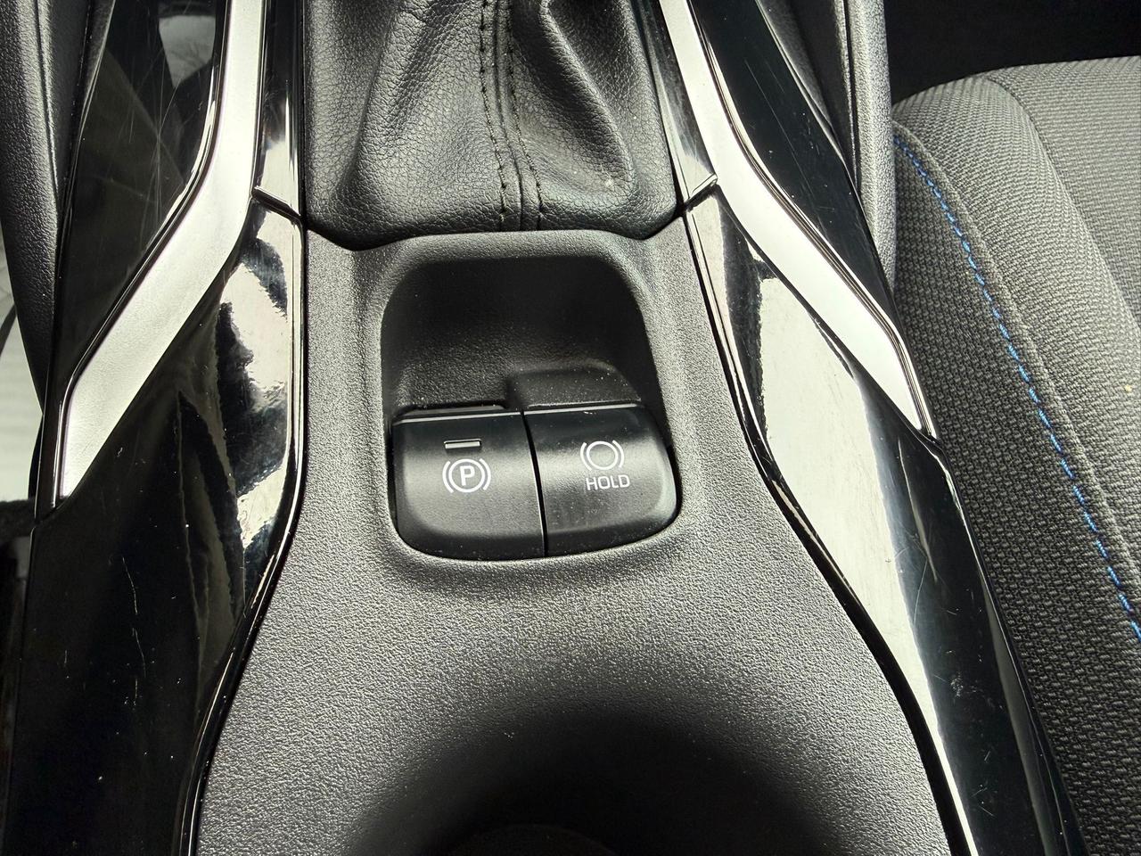 2022 Toyota Corolla SE UPGRADE !  - REMOTE STARTER - ONE OWNER - NO AC Photo