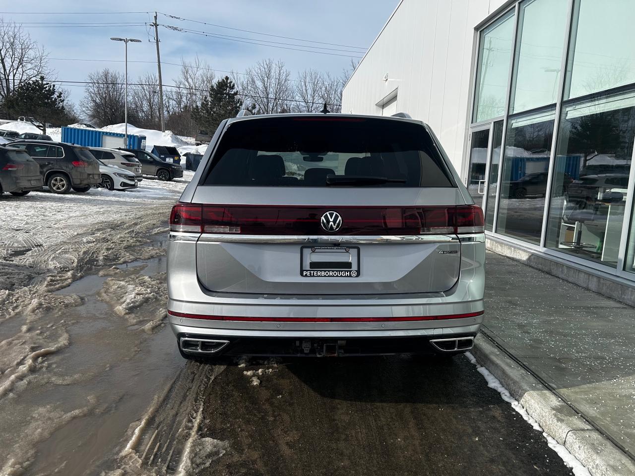 2024 Volkswagen Atlas 2.0 TSI Execline 4dr All-Wheel Drive 4MOTION Photo