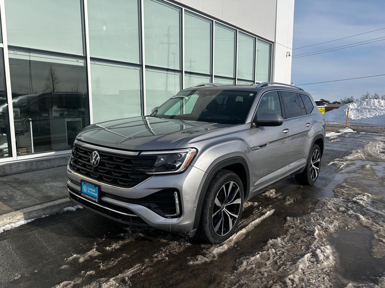 2024 Volkswagen Atlas 2.0 TSI Execline 4dr All-Wheel Drive 4MOTION Photo