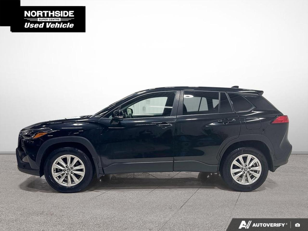 2023 Toyota Corolla Cross LE 4dr All-Wheel Drive Photo