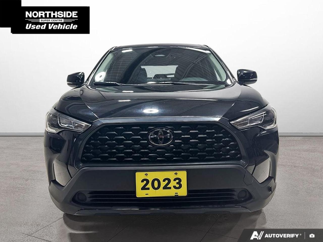 2023 Toyota Corolla Cross LE 4dr All-Wheel Drive Photo