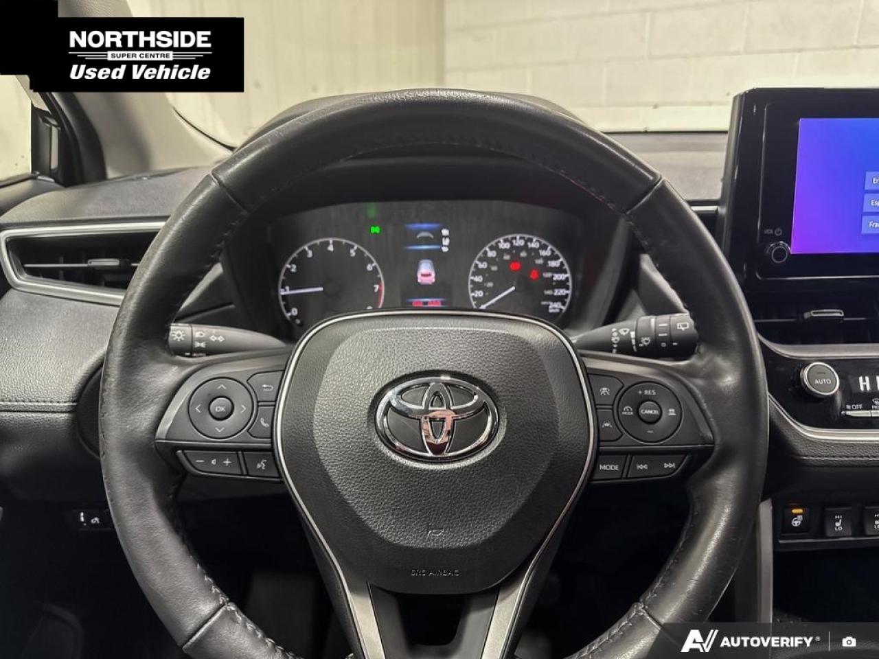 2023 Toyota Corolla Cross LE 4dr All-Wheel Drive Photo