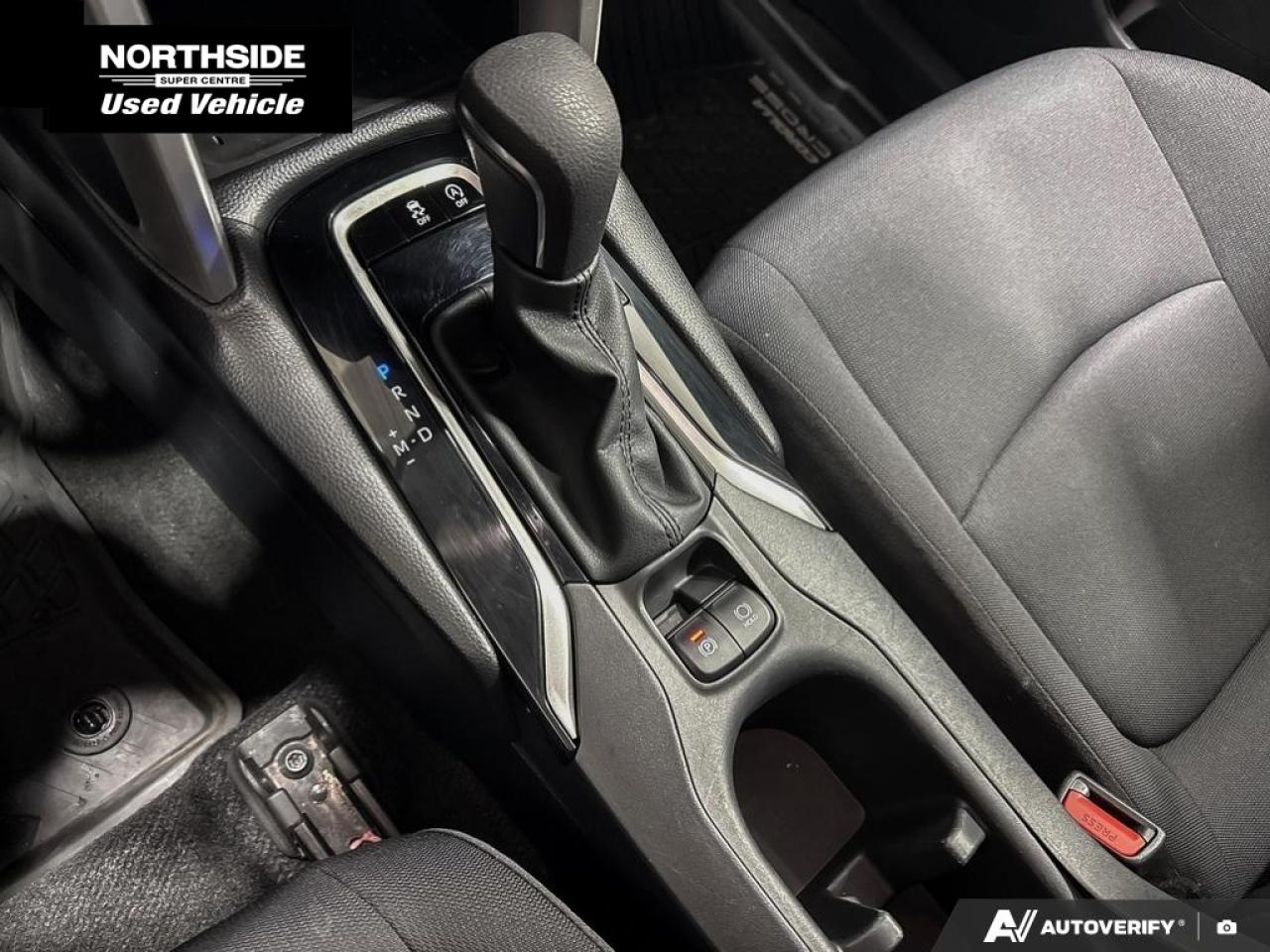 2023 Toyota Corolla Cross LE 4dr All-Wheel Drive Photo