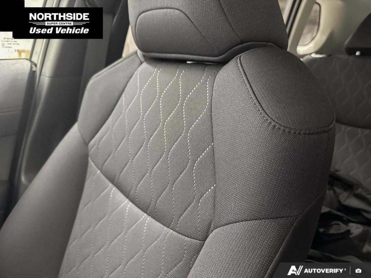 2023 Toyota Corolla Cross LE 4dr All-Wheel Drive Photo