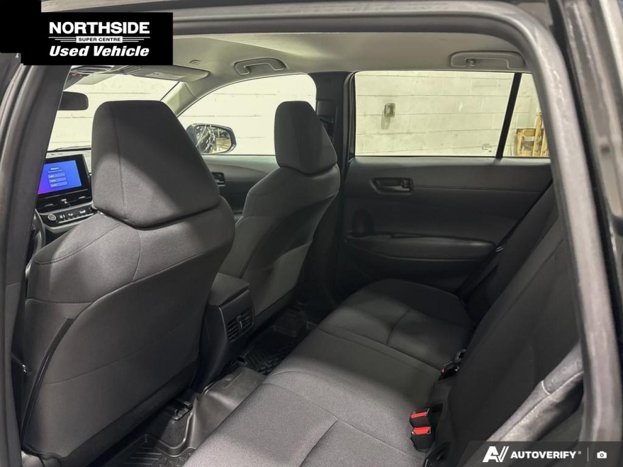 2023 Toyota Corolla Cross LE 4dr All-Wheel Drive Photo