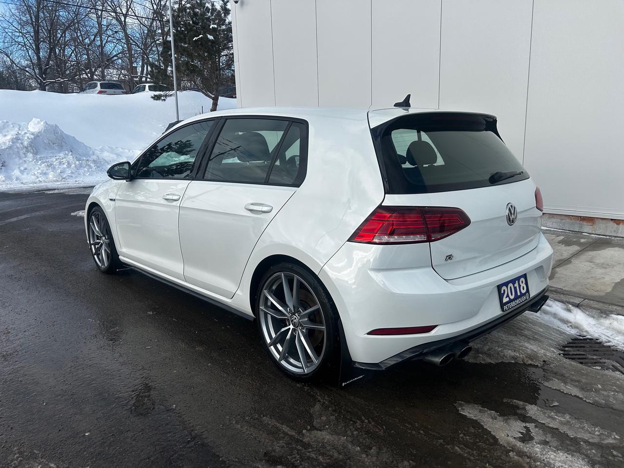 2018 Volkswagen Golf R 2.0 TSI (DSG) 4dr All-Wheel Drive 4MOTION Hatchback Photo3
