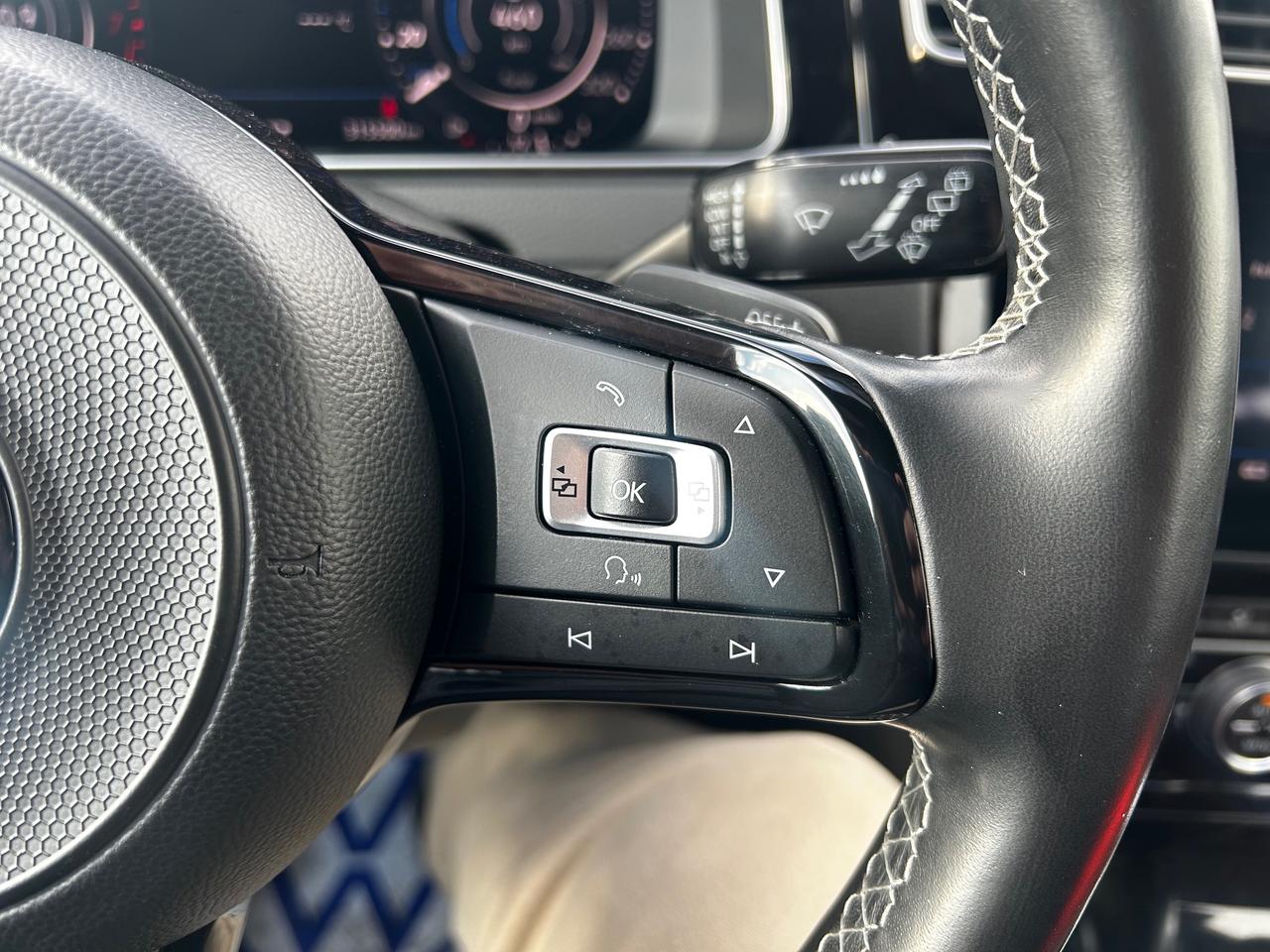 2018 Volkswagen Golf R 2.0 TSI (DSG) 4dr All-Wheel Drive 4MOTION Hatchback Photo