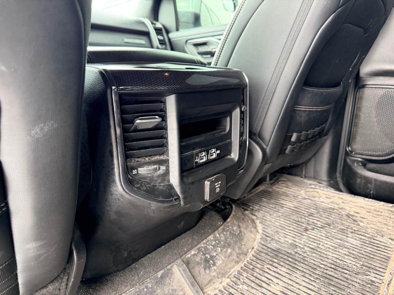 2020 RAM 1500 Big Horn 4x4 Crew Cab 5'7" Box Photo