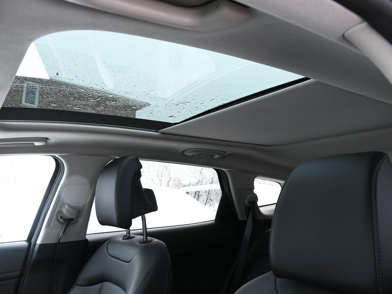 2025 Kia Sportage EX Photo