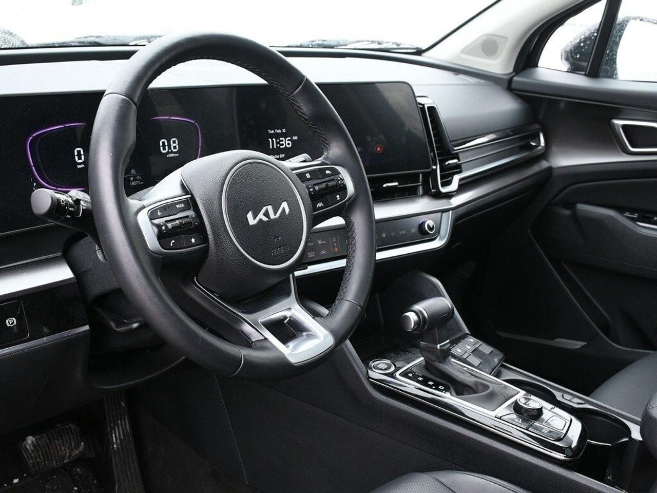 2025 Kia Sportage EX Photo