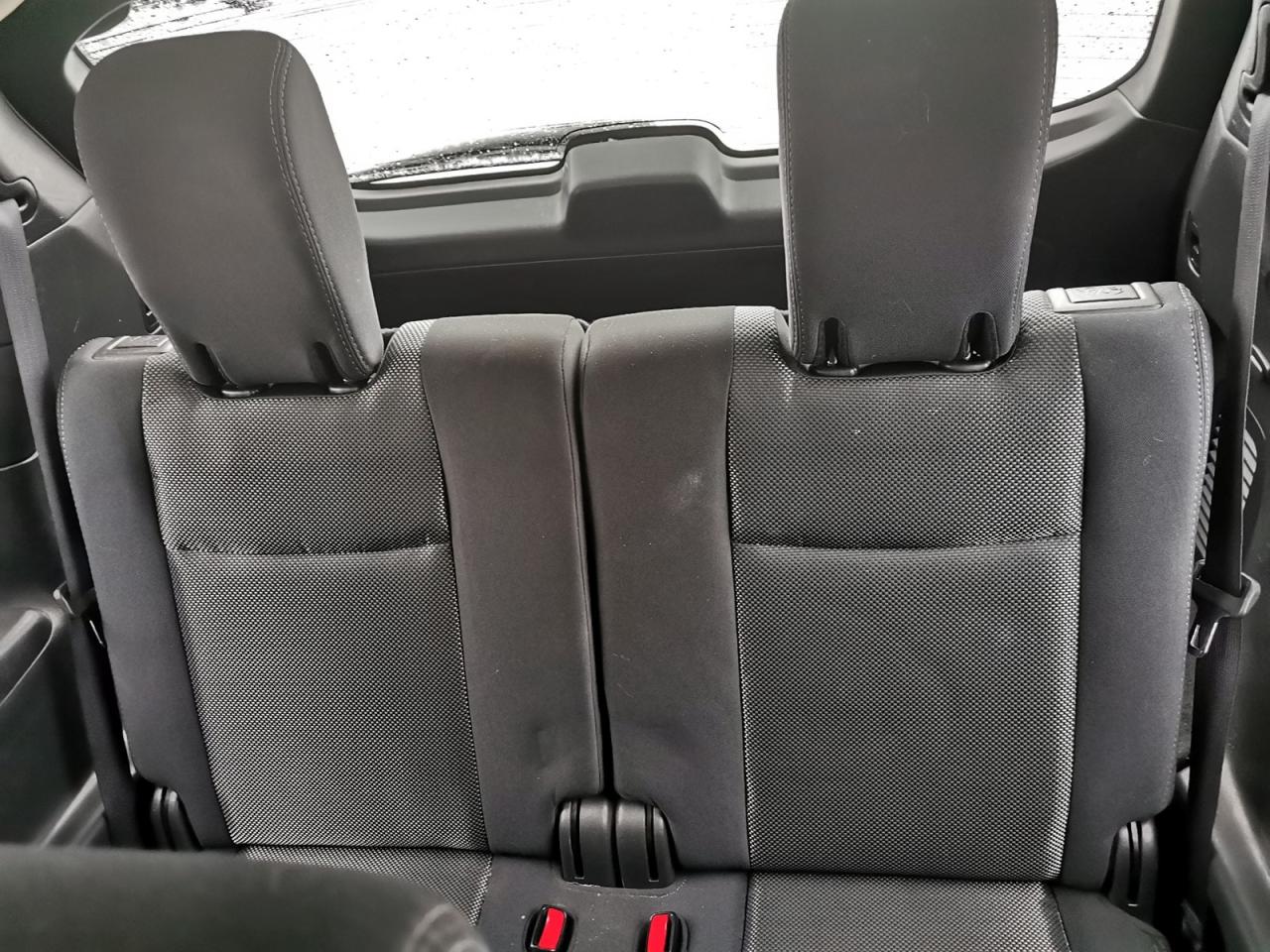 2018 Nissan Pathfinder SV Photo