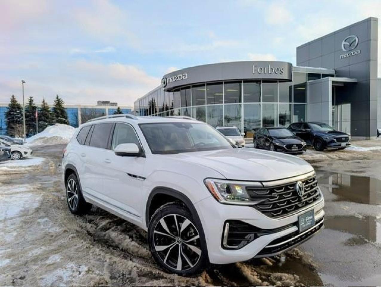 2024 Volkswagen Atlas 2.0 TSI Execline 4dr All-Wheel Drive 4MOTION Photo