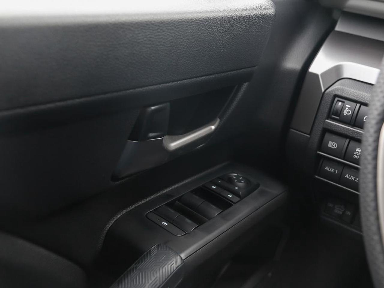 2026 Toyota Tacoma 4x4 Double Cab Auto Photo