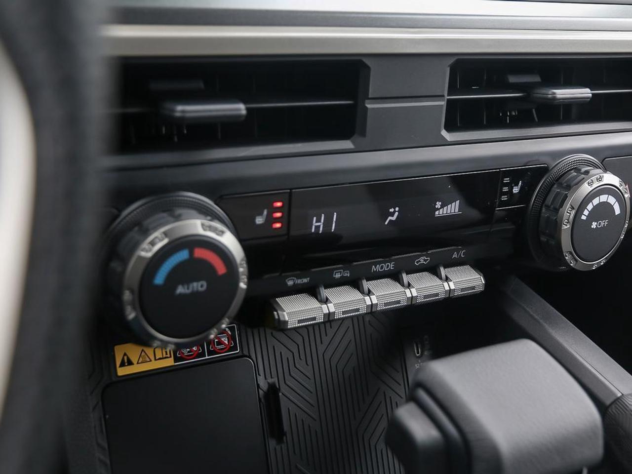 2026 Toyota Tacoma 4x4 Double Cab Auto Photo