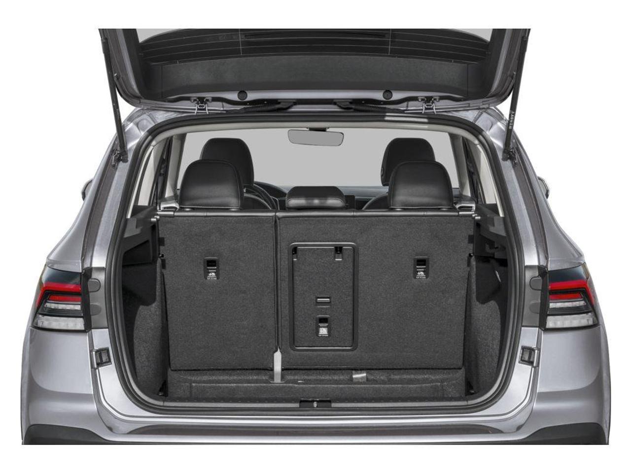 2026 Volkswagen Taos Comfortline 4dr All-Wheel Drive 4MOTION Photo