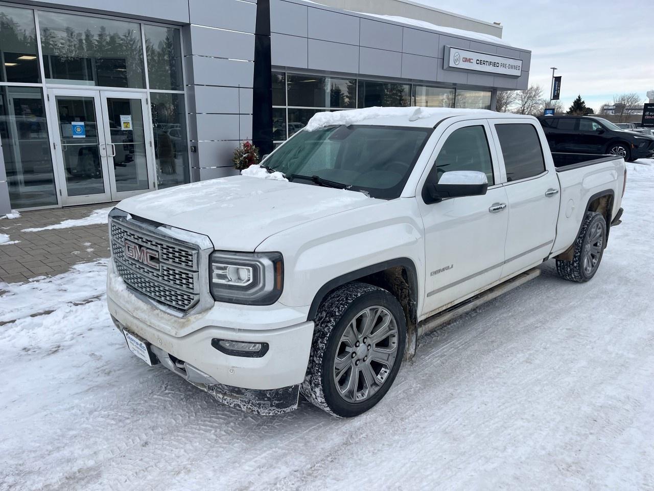 2018 GMC Sierra 1500 4WD Crew Cab Standard Box Denali Photo
