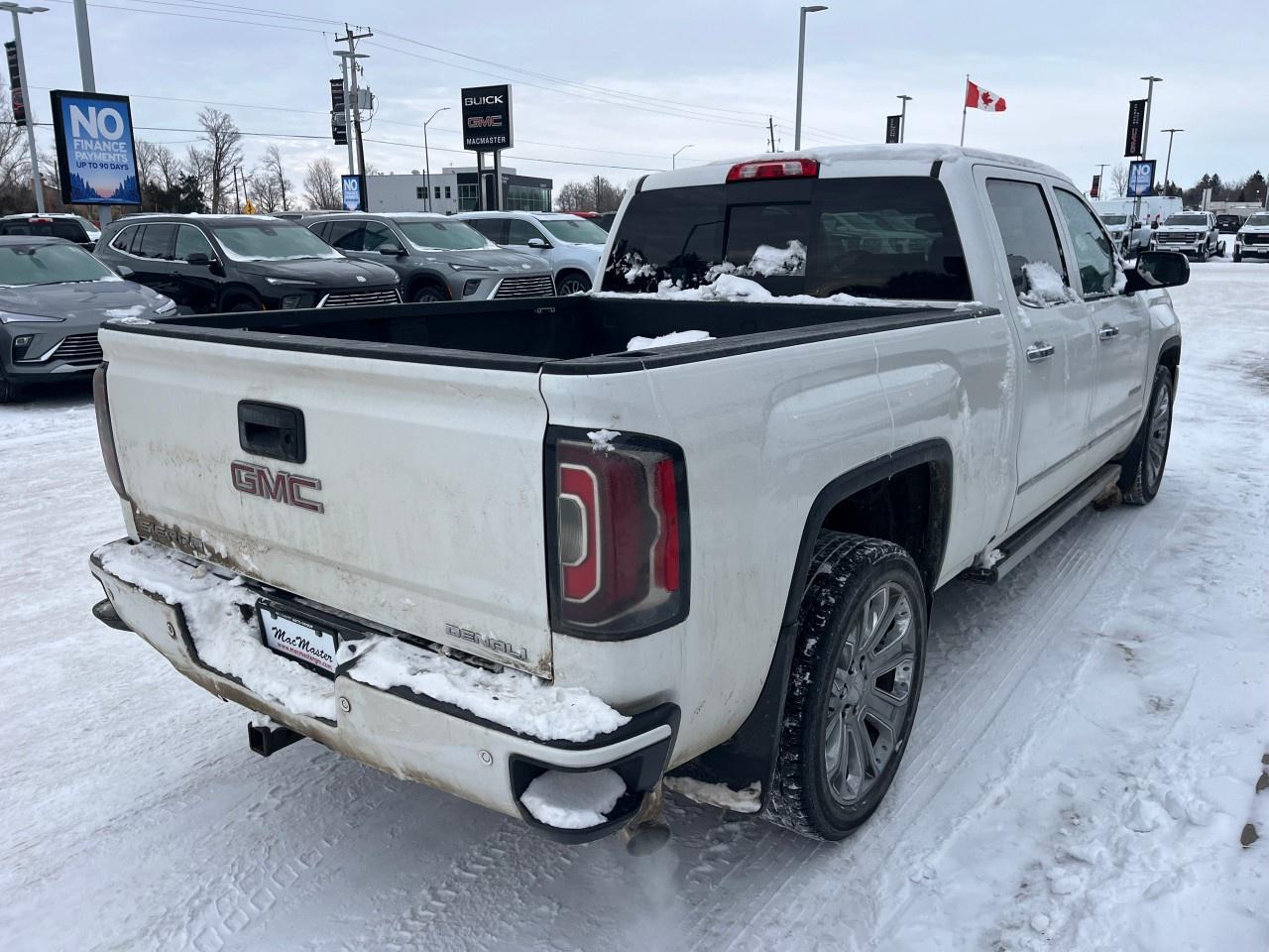 2018 GMC Sierra 1500 4WD Crew Cab Standard Box Denali Photo