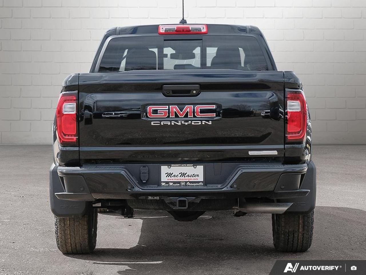 2026 GMC Canyon Crew Cab Short Box 4-Wheel Drive Elevation Photo3
