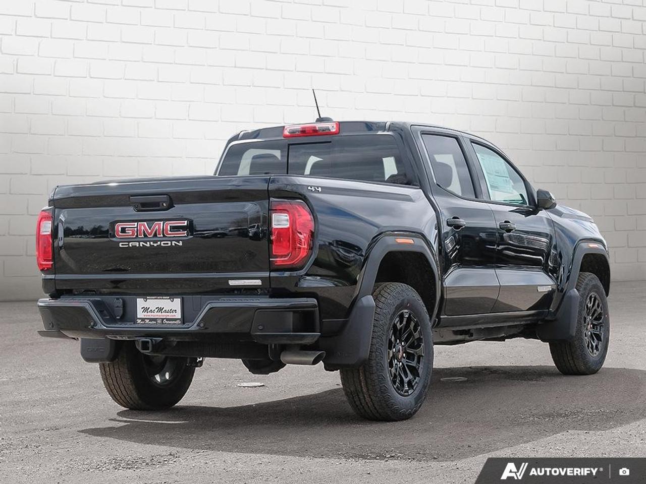 2026 GMC Canyon Crew Cab Short Box 4-Wheel Drive Elevation Photo4