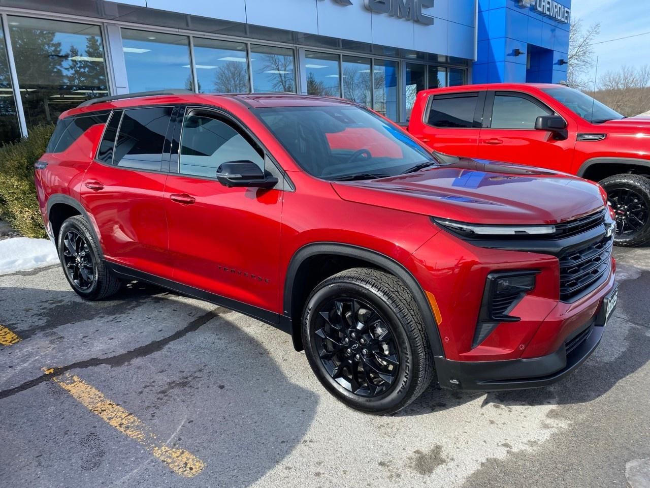 2025 Chevrolet Traverse AWD 4dr LT Photo4