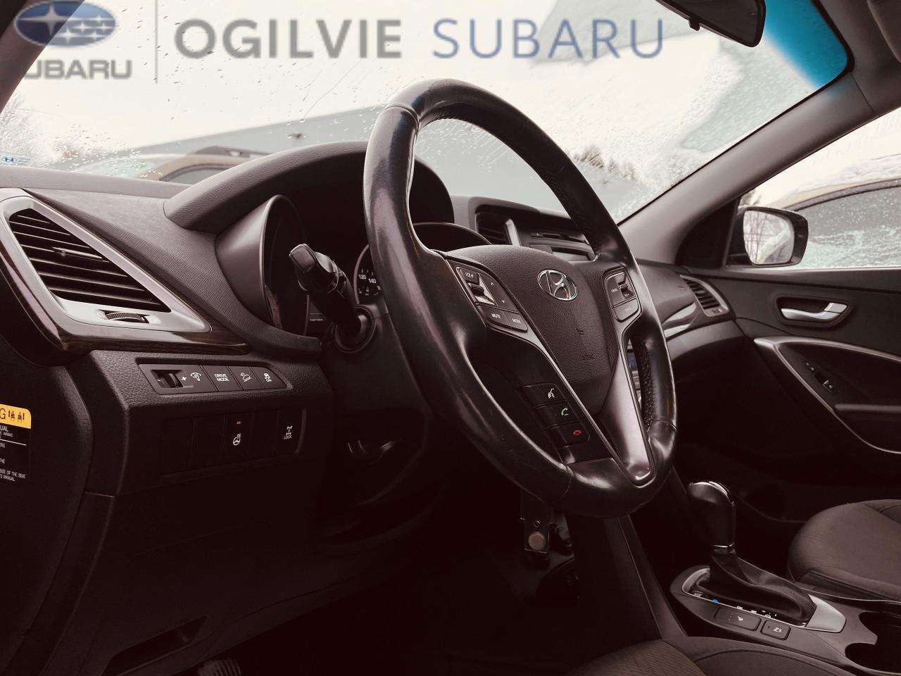 2017 Hyundai Santa Fe Sport 2.4 SE (A6) 4dr All-Wheel Drive Photo