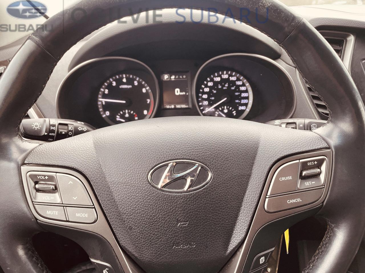 2017 Hyundai Santa Fe Sport 2.4 SE (A6) 4dr All-Wheel Drive Photo