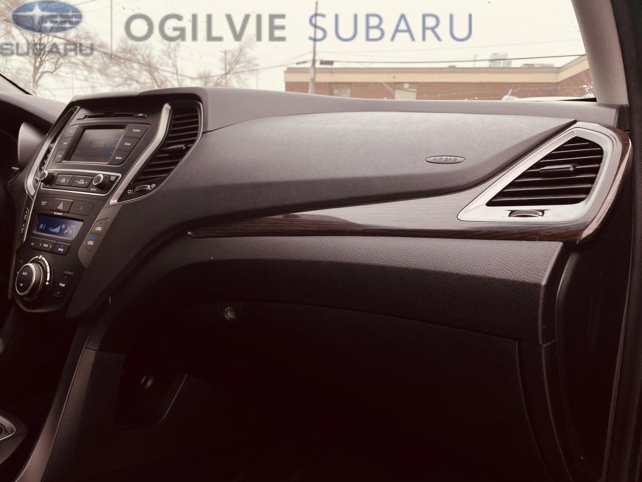 2017 Hyundai Santa Fe Sport 2.4 SE (A6) 4dr All-Wheel Drive Photo