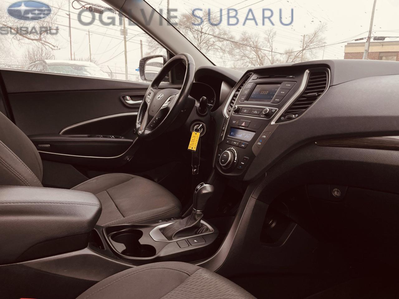 2017 Hyundai Santa Fe Sport 2.4 SE (A6) 4dr All-Wheel Drive Photo