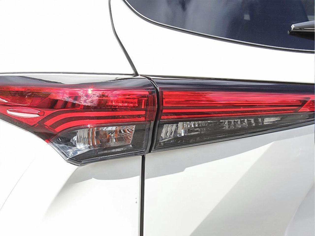 2026 Toyota Highlander Hybrid Limited 4dr All-Wheel Drive Photo