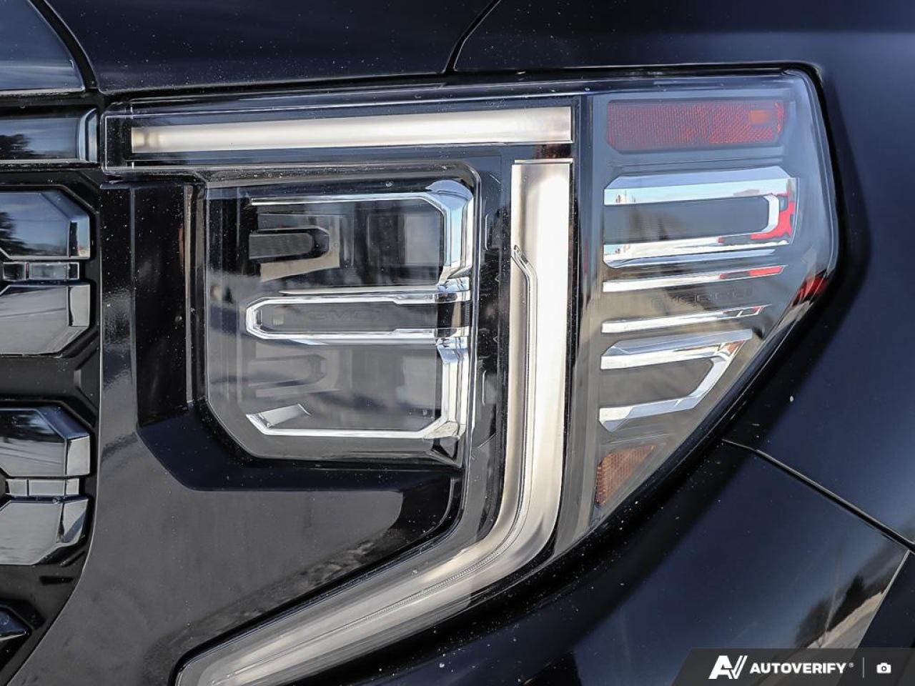 2023 GMC Sierra 1500 Crew Cab Short Box 4-Wheel Drive Denali Ultimate Photo