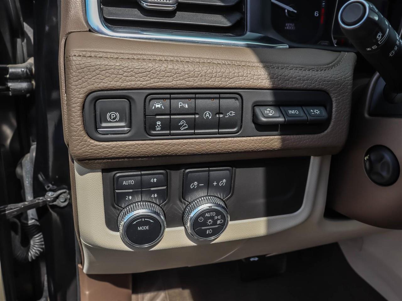 2021 GMC Yukon XL Denali 4x4 Photo