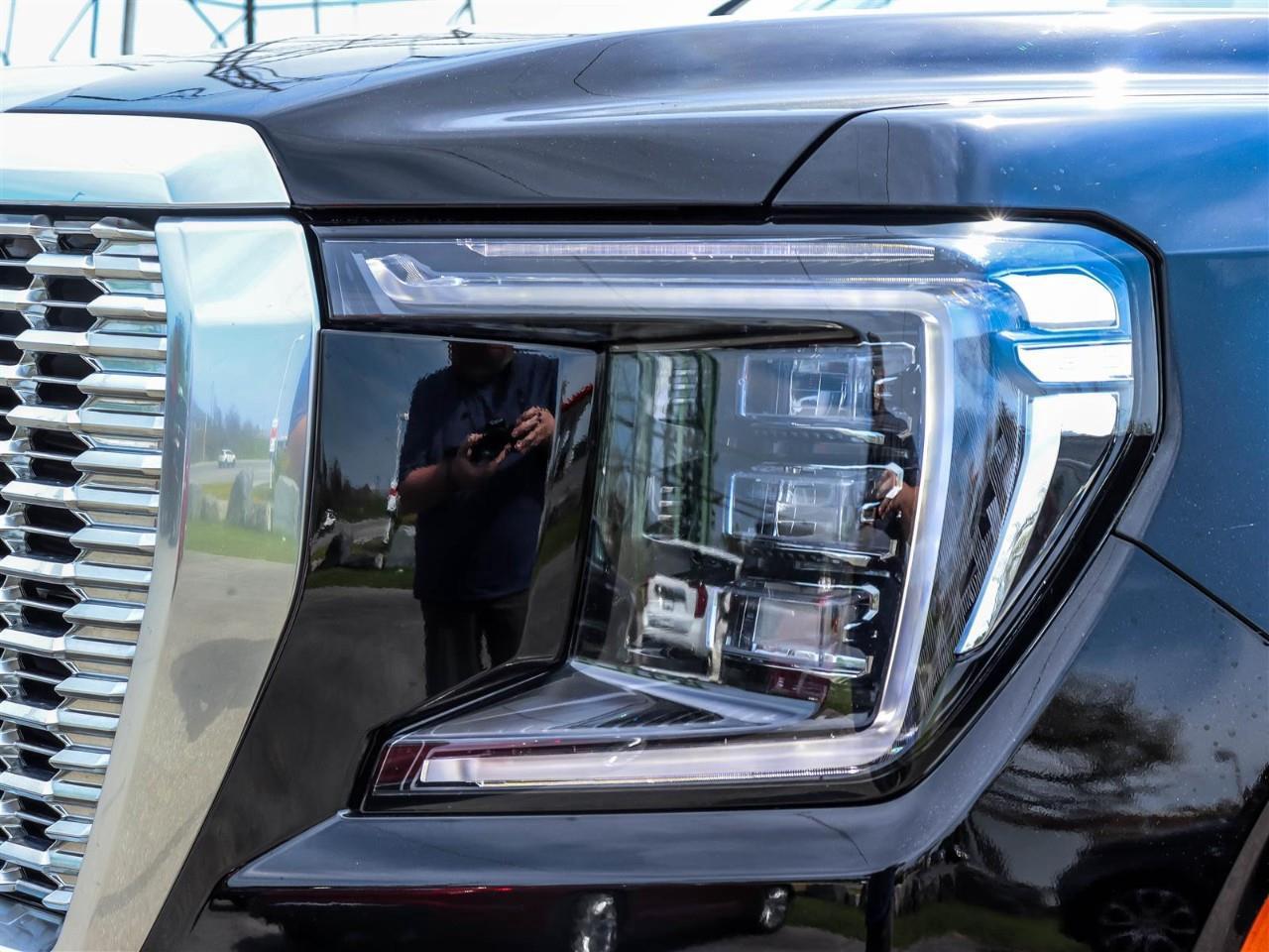 2021 GMC Yukon XL Denali 4x4 Photo