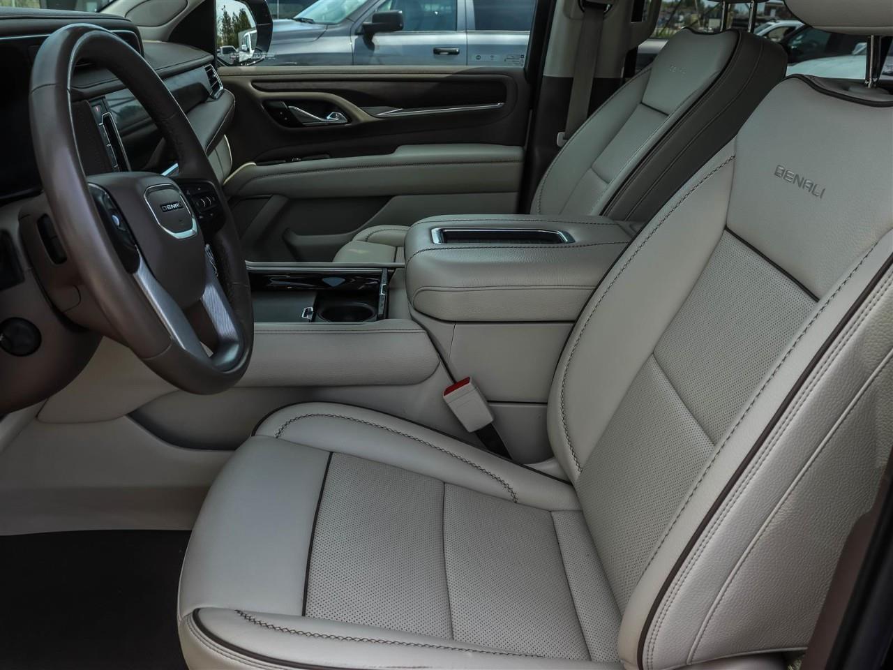 2021 GMC Yukon XL Denali 4x4 Photo