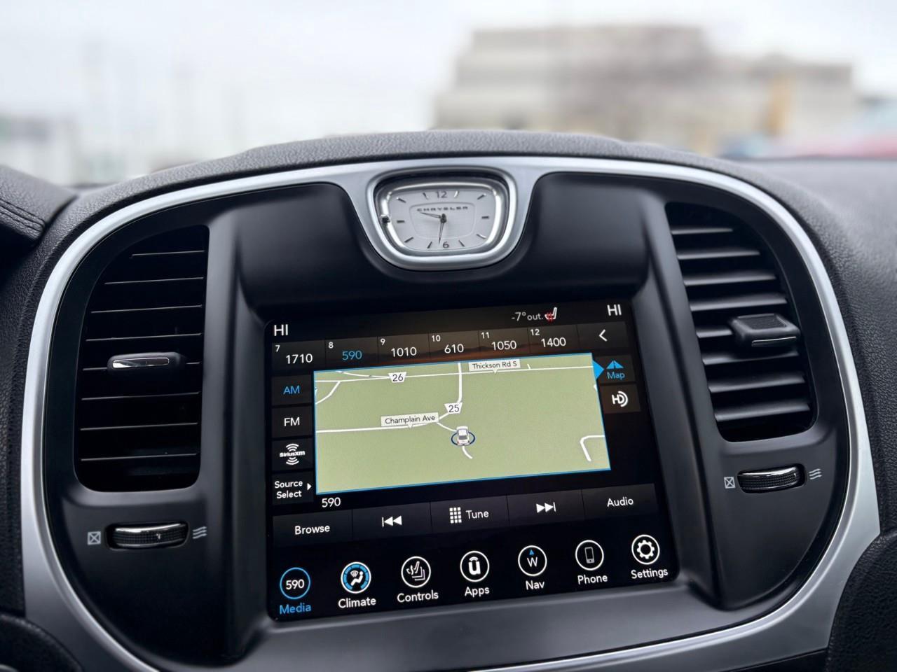 2022 Chrysler 300 Touring L 4dr Rear-Wheel Drive Sedan Photo