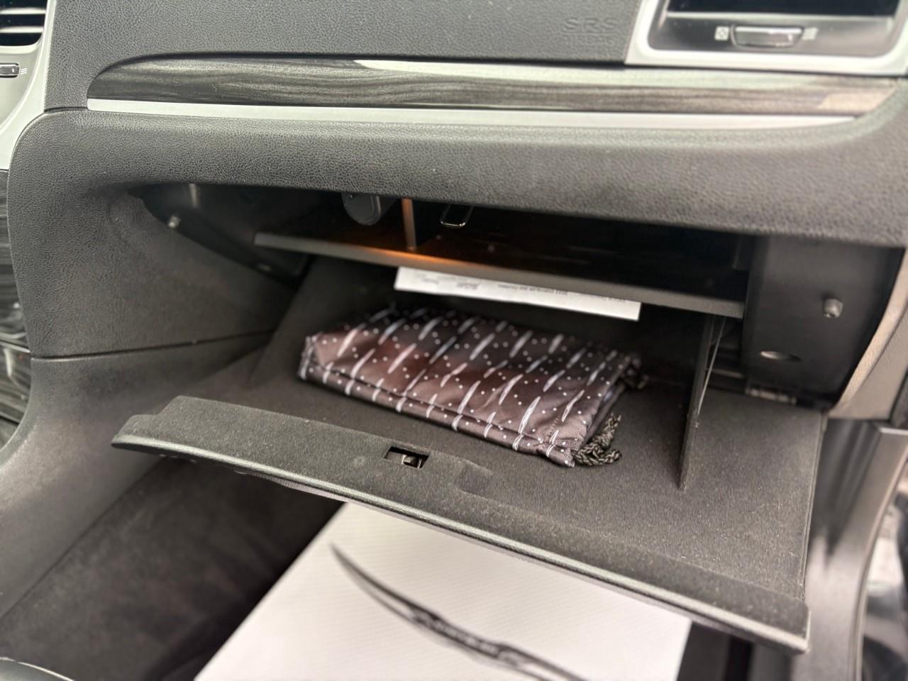 2022 Chrysler 300 Touring L 4dr Rear-Wheel Drive Sedan Photo