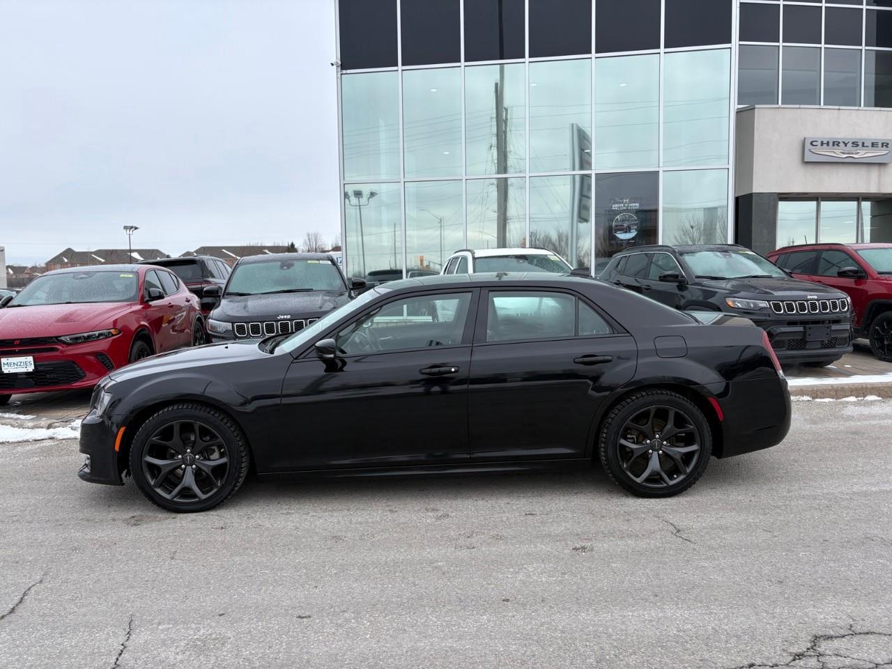 2022 Chrysler 300 Touring L 4dr Rear-Wheel Drive Sedan Photo