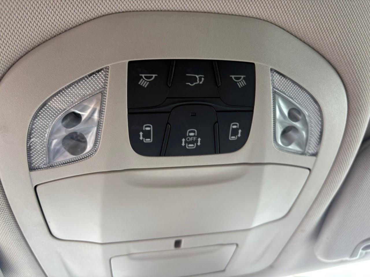 2022 Chrysler Pacifica Touring L All-Wheel Drive Passenger Van Photo