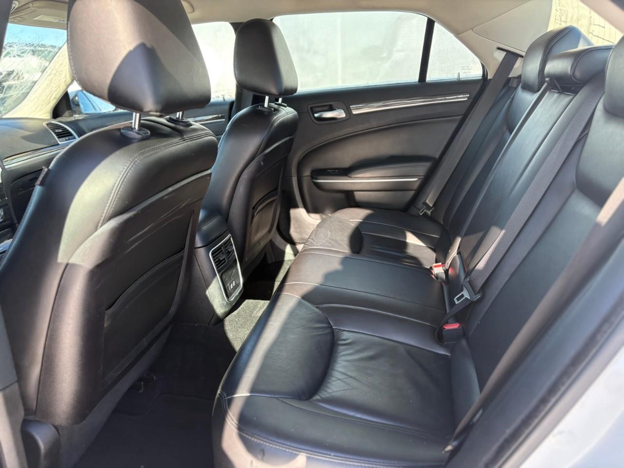 2022 Chrysler 300 Touring L 4dr Rear-Wheel Drive Sedan Photo