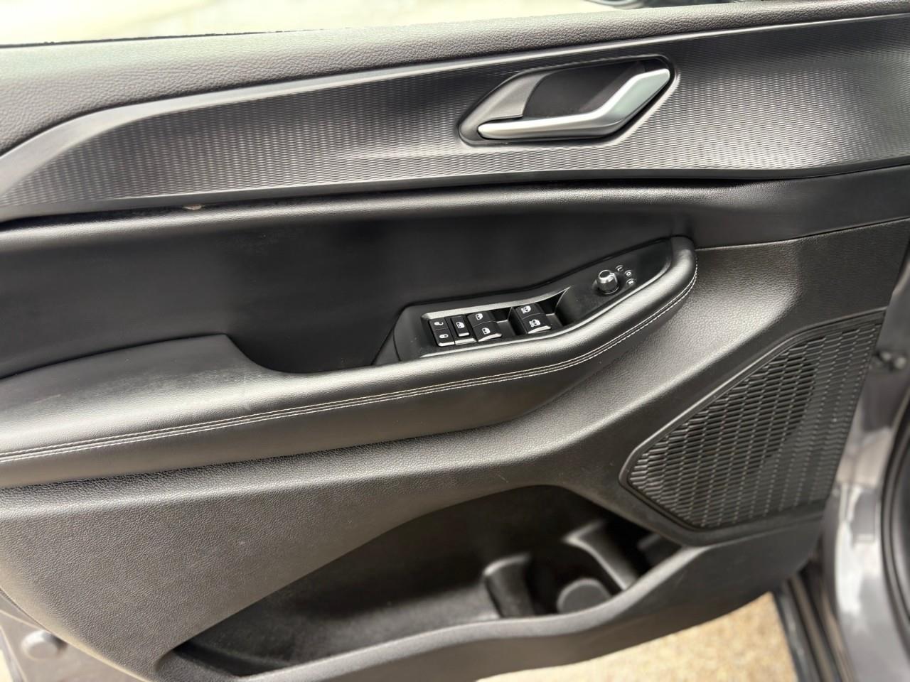 2023 Jeep Grand Cherokee Laredo 4dr 4x4 Photo