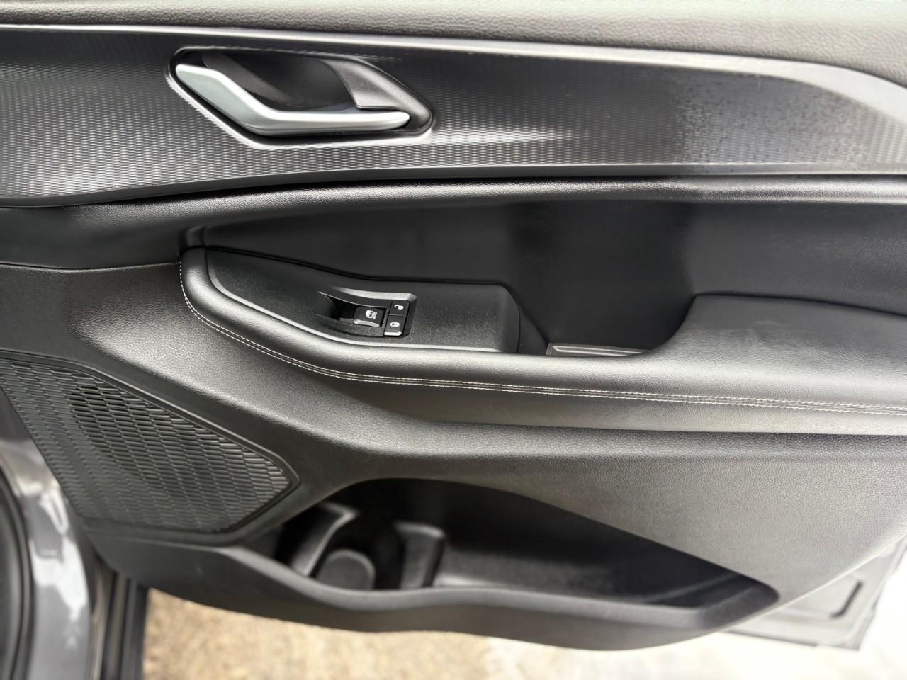 2023 Jeep Grand Cherokee Laredo 4dr 4x4 Photo