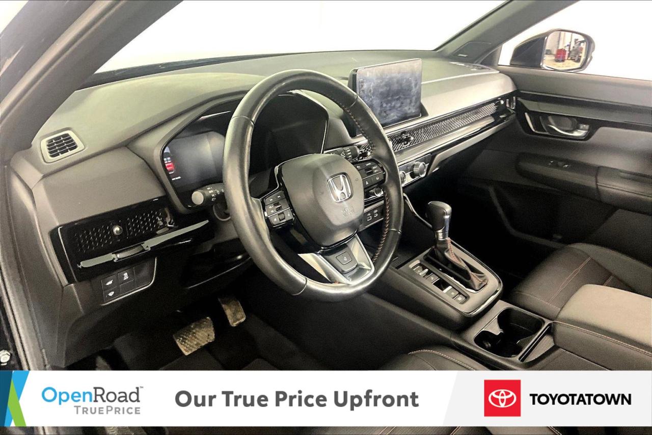 2024 Honda CR-V Hybrid TOURING! LOADED! ELIGIBLE FOR OPEN ROAD LEASING! Photo
