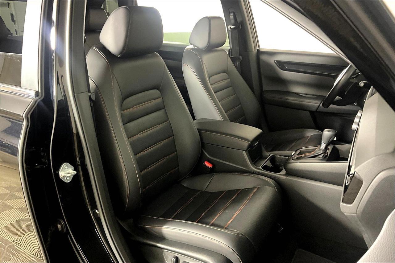 2024 Honda CR-V Hybrid Touring AWD Photo