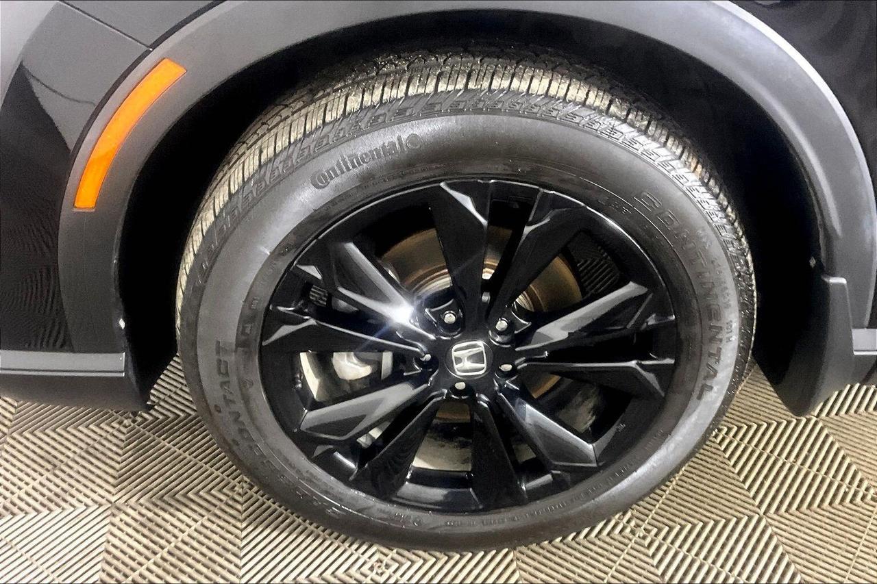2024 Honda CR-V Hybrid Touring AWD Photo