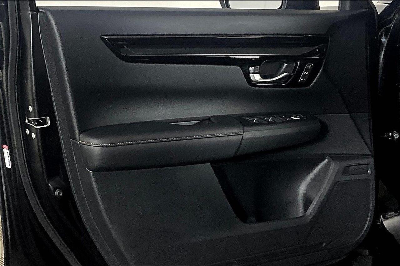 2024 Honda CR-V Hybrid Touring AWD Photo