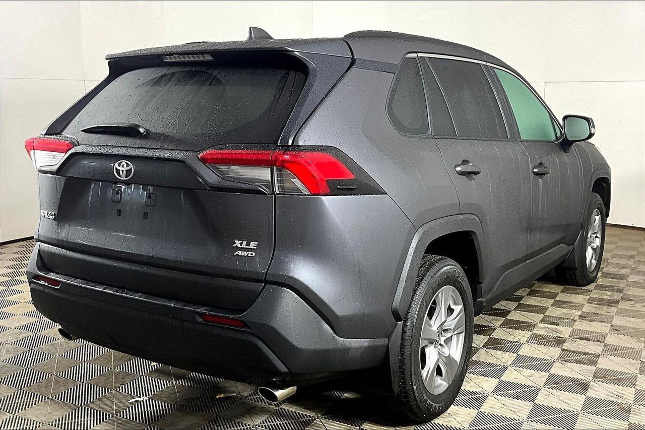 2023 Toyota RAV4 XLE AWD Photo